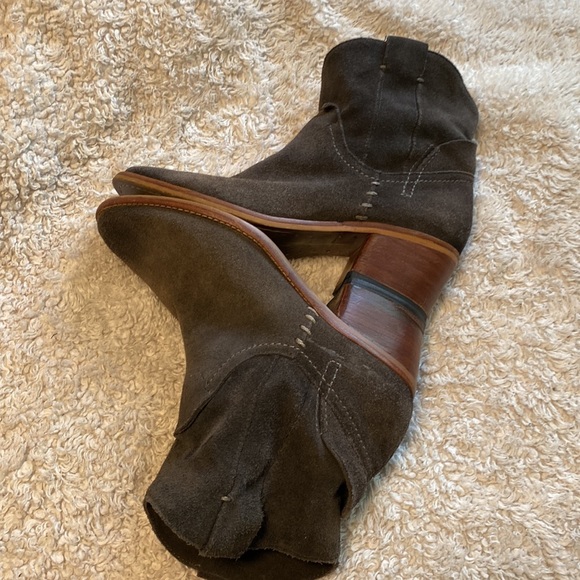 {Anthro} Dolce Vita “Graham” Slouchy Suede Bootie - Picture 7 of 13